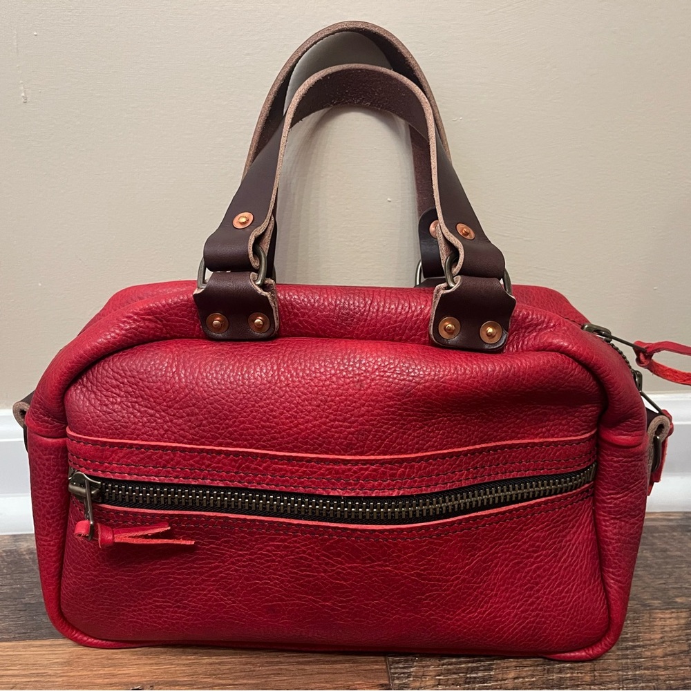 Go Forth Goods Hoffman Crossbody Cranberry